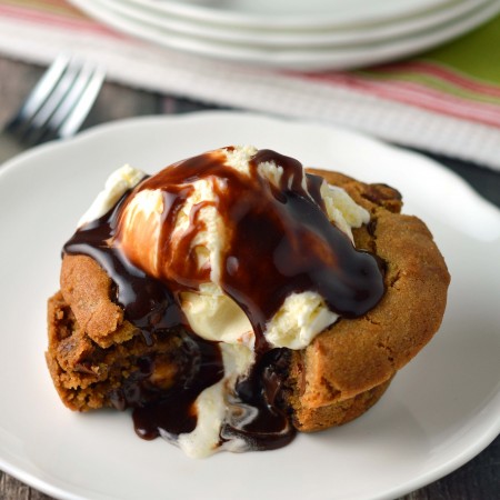 chocolate chip caramel lava cookie