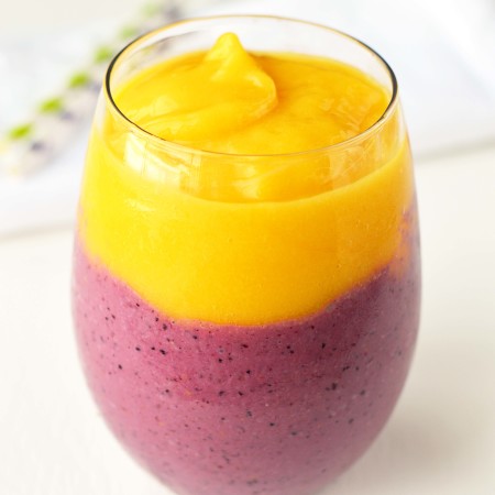 Tropical Mango Berry Smoothie